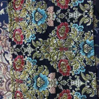 روبالشی مخمل زردار