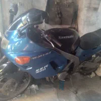 kawasaki zzr400
