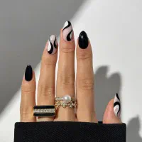 کاشت ناخن و بافت مو|خدمات آرایشگری و زیبایی|بومهن, |دیوار