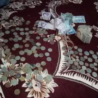 سکه های مختلف هم قدیمی هم جدید