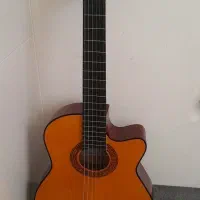 گیتار منوئت