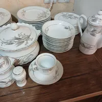 سرویس چینی ۱۲ نفره اسپیدار خیلی زیبا|ظروف سرو و پذیرایی|تهران, تهران‌سر|دیوار