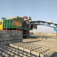 نیاز کارگر بلوک زن