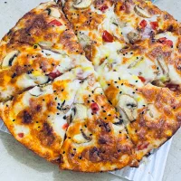 نیازمند صندوقدار خانم جهت بیرون بر