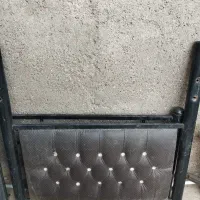 تخت خواب فلزی بزرگ