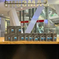 z fold 7/zfold7 512 با گارانتی رسمی شرکتی