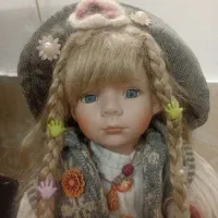 عروسک قدیمی