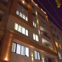 واحد-لاکچری