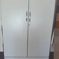 کمد و جاکفشی