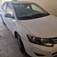 آریو سایپا مدل ۹۸ ( زوتی z300 ) بدون رنگ
