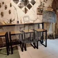 نیمکت و میز و صندلی کافه باغ  که عمرشون با خاطراته
