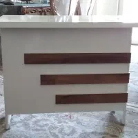 میز تحریر|میز تحریر و کامپیوتر|اصفهان, بیمارستان خانواده|دیوار