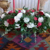 گل آماده مخصوص شب یلدا و هندوانه دیزاین شده