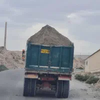 حمل شن و ماسه میل نادر هم کمپرسی وهم خاور تن 300|خدمات حمل و نقل|زهک, |دیوار