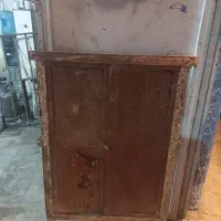 کفتر گلی پلاکی و درب گنجه|پرنده|کازرون, |دیوار