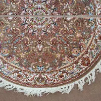 قالیچه نیم دایره