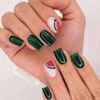 کاشت،ترمیم ناخن،تخفیفات تا یلدا شروع شد