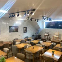 میز نهار خوری مدل مینیمال