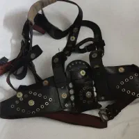 کمربند هیکلی علامت علم قلق