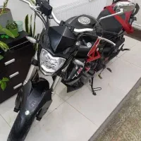 موتور بنلی ۳۰۰ دو سیلندر