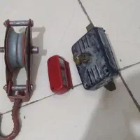 قرقره و قفل درب حیاطی