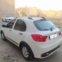 کویک R مدل 1402 بدون رنگ|خودرو سواری و وانت|قم, زنبیل آباد|دیوار