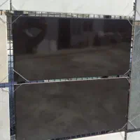 بدنه و کف  مشکی
