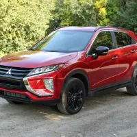 میتسوبیشی اکلیپس ، رنگ قرمز ، مدل ۲۰۲۵