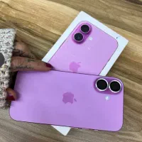 ایفون ۱۶ نرمال صورتی