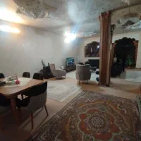 اجاره خانه حیاط دار  200متر|اجارهٔ خانه و ویلا|شیراز, بریجستون|دیوار