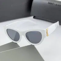 به علت تغییر شغل تمام عینک ها به قیمت خرید