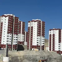 قدم به قدم در امر خرید/ فاز۵ شمالی/ ۸۵ متری/دوخواب