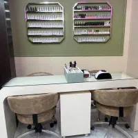 میز ناخن تخت مژه صندلی رنگ و کراتین|استخدام درمانی، زیبایی، بهداشتی|تهران, خاک سفید|دیوار