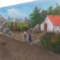 نقاشی روی دیوار