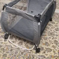 تخت پار‌ک و کالسکه بچه
