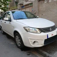 ساینا پلاس لازرورقی