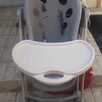 صندلی بچه هم صندلی غذا هم نگه دارنده نو|تخت و صندلی بچه|ملایر, |دیوار