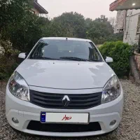 رنو ساندرو اتومات مدل ۹۶ کم کار