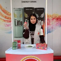 نیروی جوان جهت همکاری در فروشگاه زنجیره ای