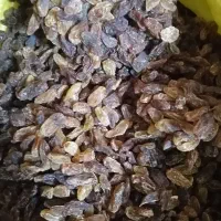 کشمش گله|خوردنی و آشامیدنی|نیشابور, خط کاشمر|دیوار