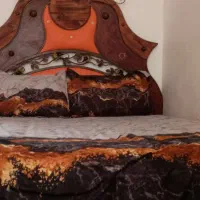 تخت وتشک