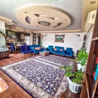 فروش کل ساختمان دوطبقه دوواحد شخصی ساز