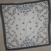 روسری نو و ارزان تک مونده
