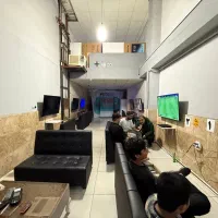 ملک تجاری ، بالکن و پارکینگ دار