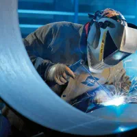 جوشکارسیار بابهترین قیمت وخوش قول|خدمات پیشه و مهارت|یزد, |دیوار