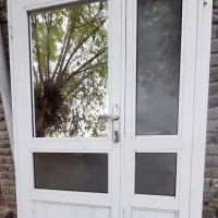 درب آلومینیومی در حد نو