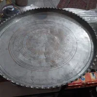 یک عدد مجمه قدیمی به وزن سه کیلو عرض ۶۰ سانت