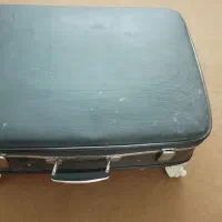 چمدان قدیمی