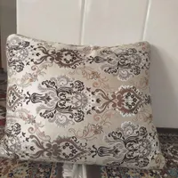 ۱۰عدد پشتی پر