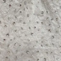 لباس عروس دنباله دار با تور سر ست خودش برند استیسی|لباس|کرج, جهانشهر|دیوار